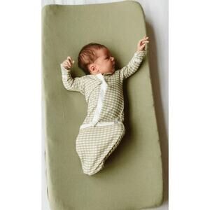 Goumi  CHANGING PAD COVER‎ | Green NWT